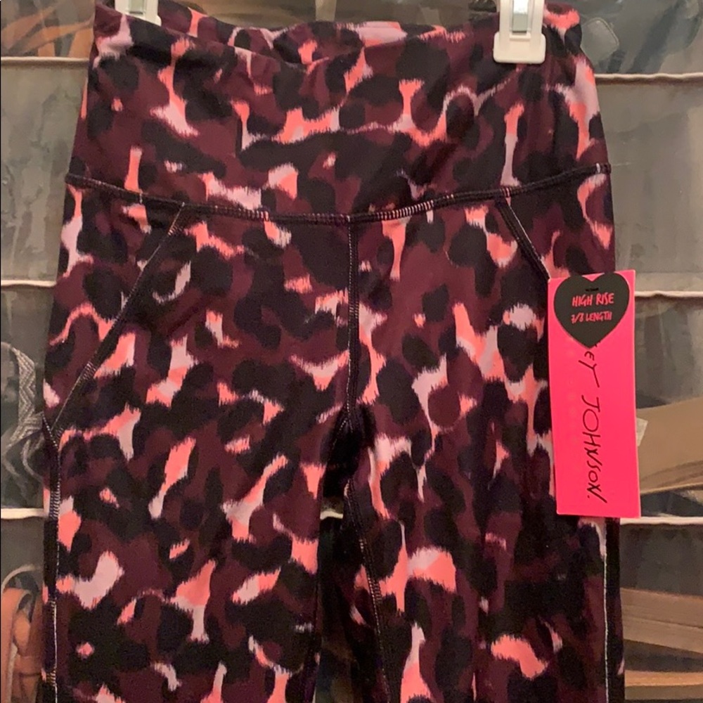 Betsey Johnson High Rise Workout Leggings